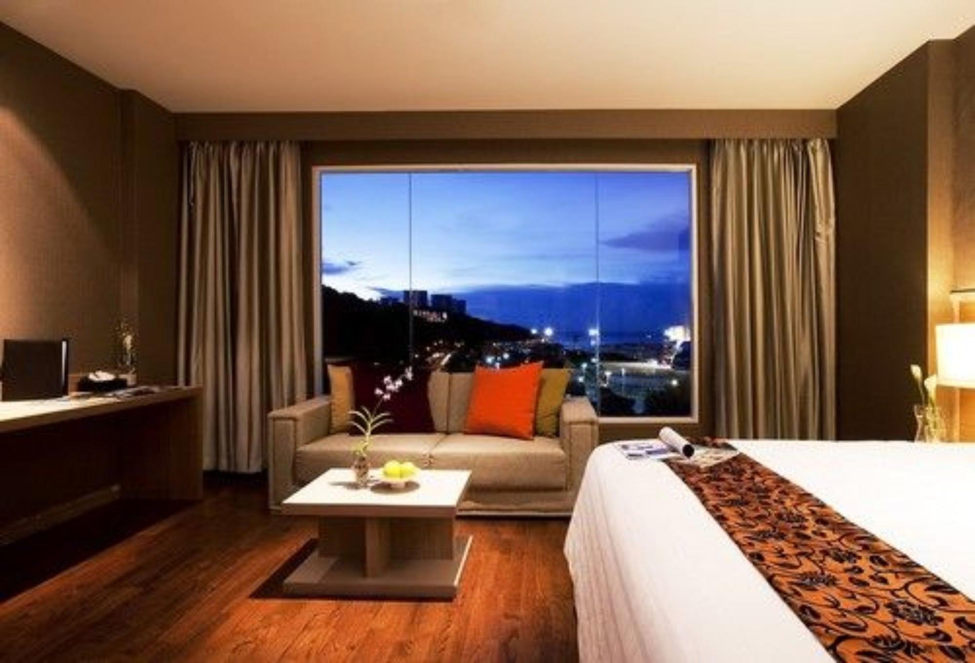 Signature Pattaya Rom bilde